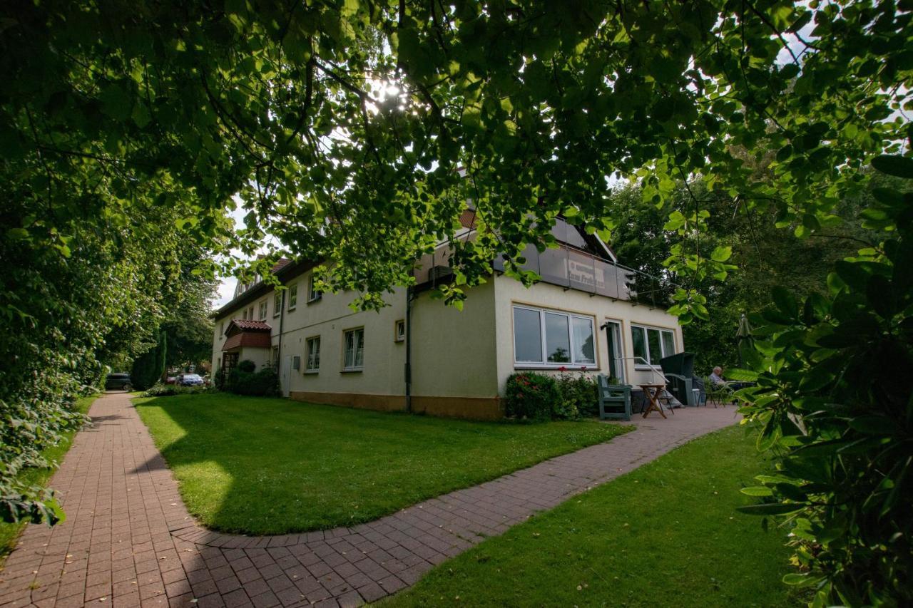 Gasthaus Zum Frohsinn Bosau Eksteriør bilde